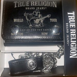 True Religion Wallet Black w Chain